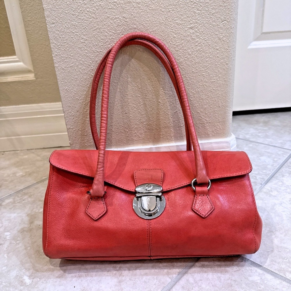 Wilsons Leather Pelle Studio‎ Coral Red Leather Shoulder Bag Push Lock Flap - Picture 2 of 13